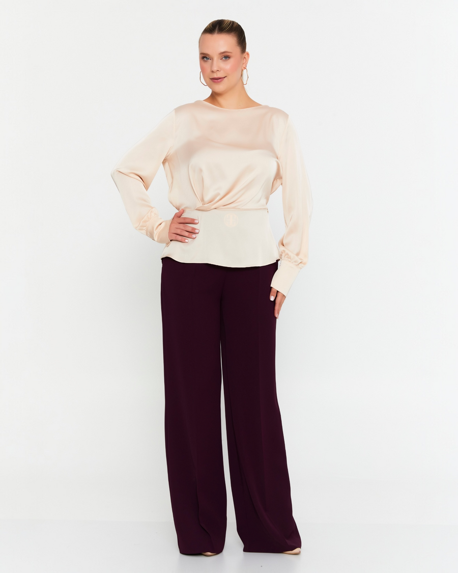 Lisa silk top – Effortless elegance, day to night