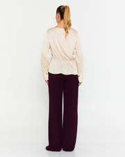 Lisa silk top – Effortless elegance, day to night
