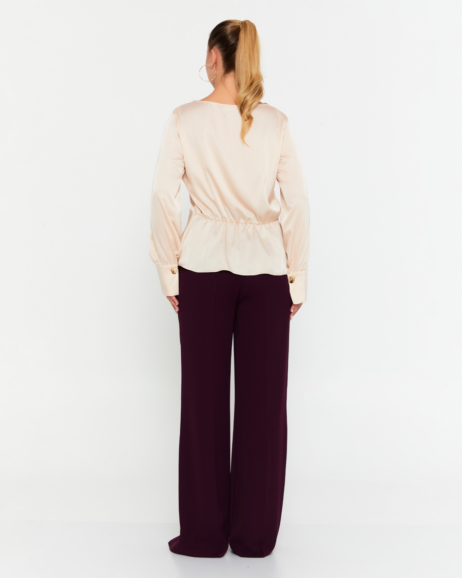 Lisa silk top – Effortless elegance, day to night