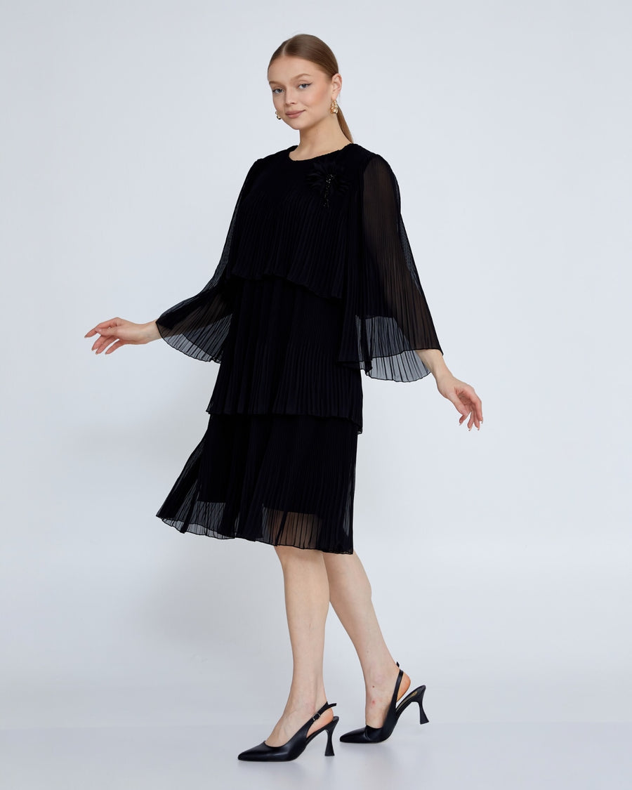 Step pleated dress